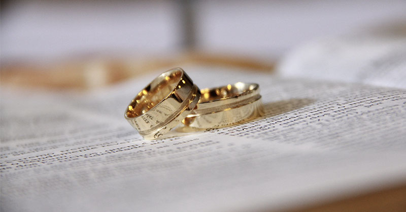 Time To Put A Ring On It? Knowing When To Ask For the Sale